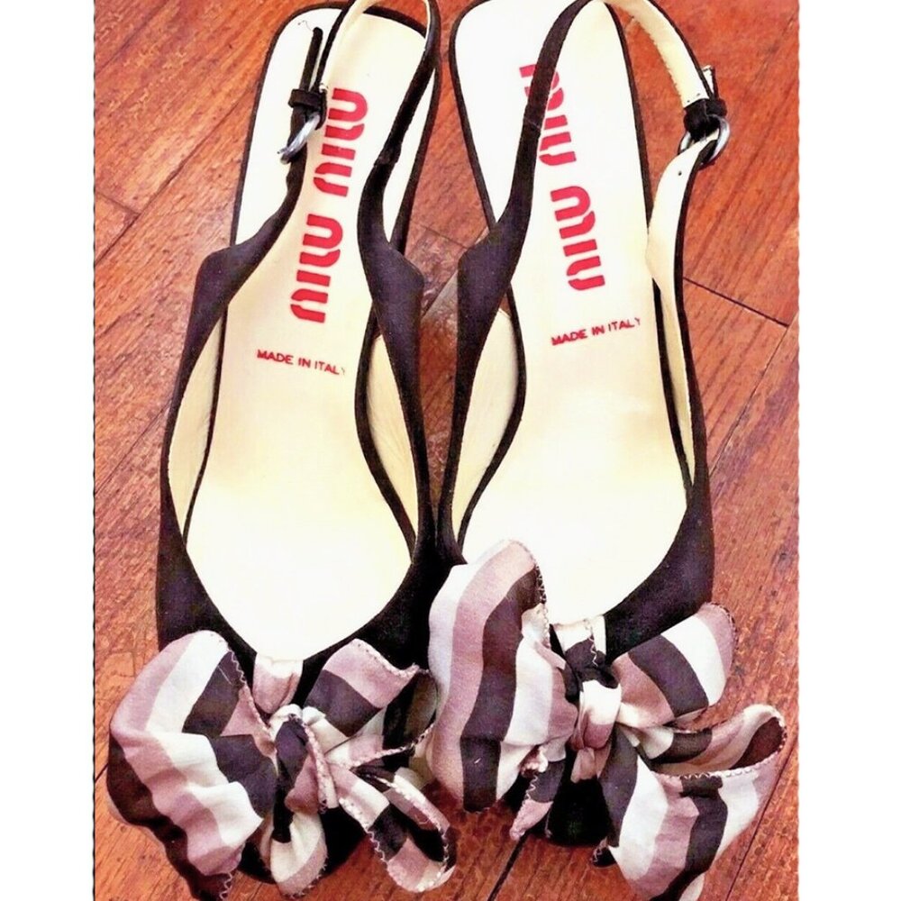 Miu Miu Vintage Silk Bow Brown Suede Peep-Toe Platform 4" Heels 37.5 EU / 7 US